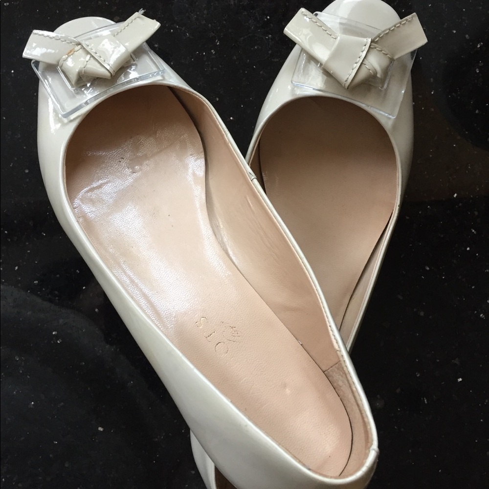 Talbots White Leather Flats